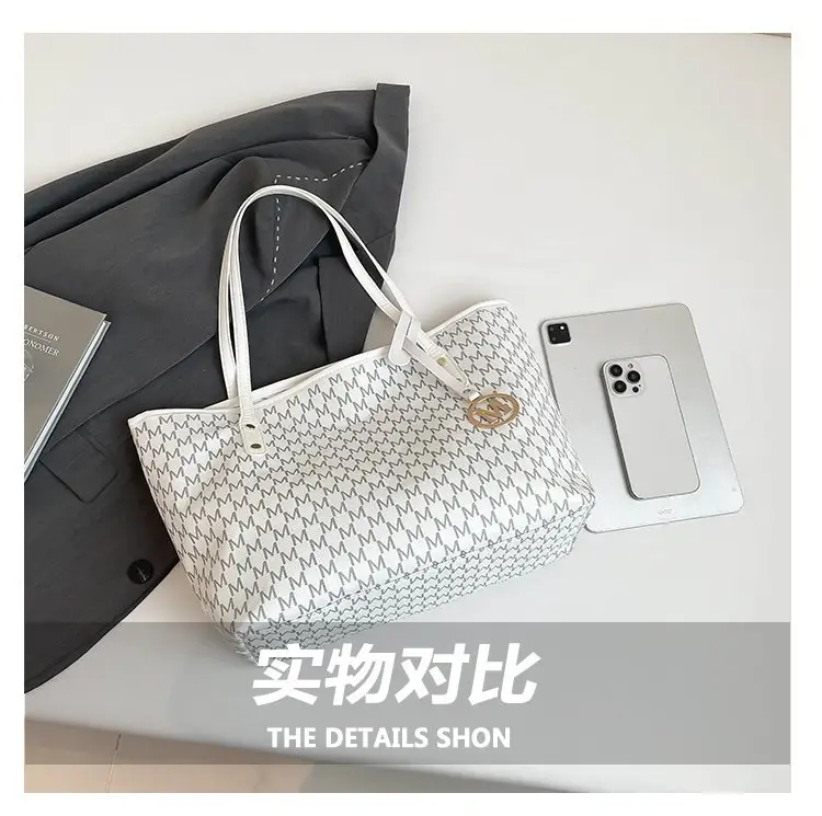 Women's Large Capacity Tote Bag New Versatile Niche Design Shoulder Bag — feature 11
