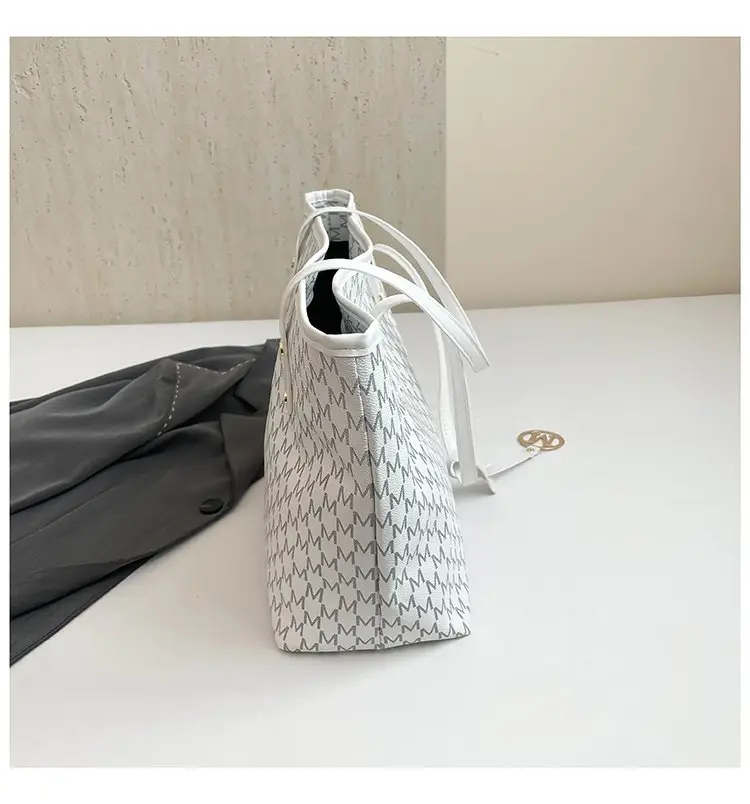 Women's Large Capacity Tote Bag New Versatile Niche Design Shoulder Bag — feature 39