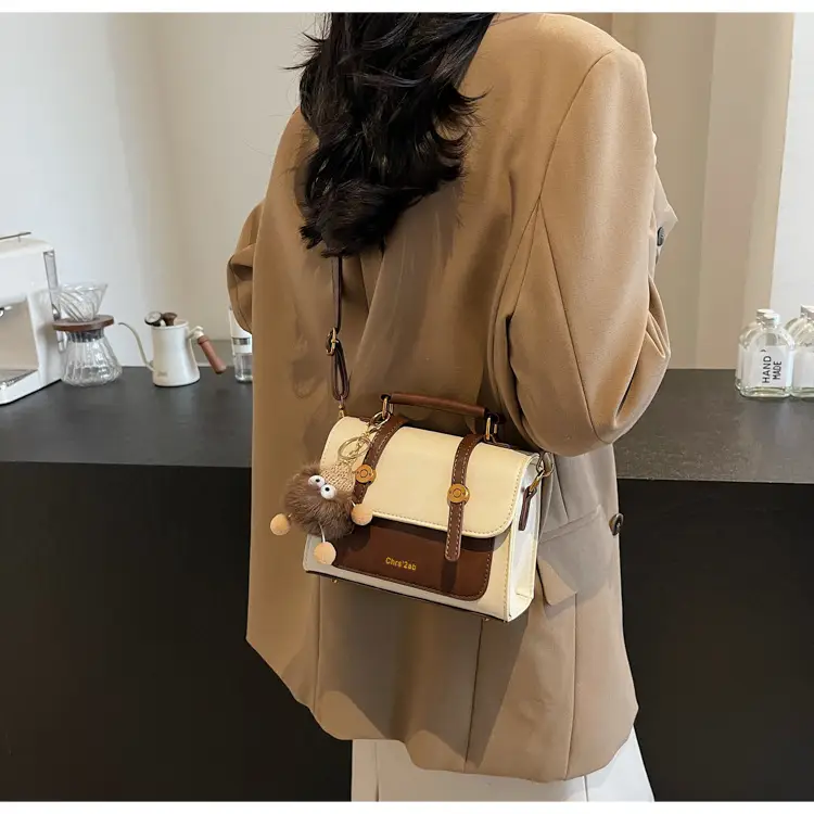 Women Retro Brown Leather Shoulder Bag 2025 — feature 21