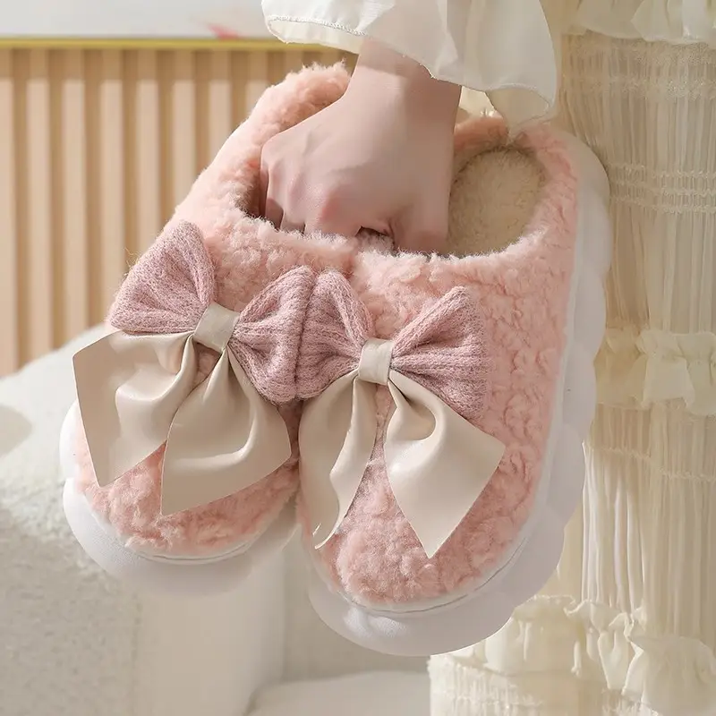 Butterfly Flower Stepping on Poop Feeling Cotton Slippers for Women Autumn and Winter 2025 New Indoor Home Thick-Soled Plush Postpartum Slippers for Women