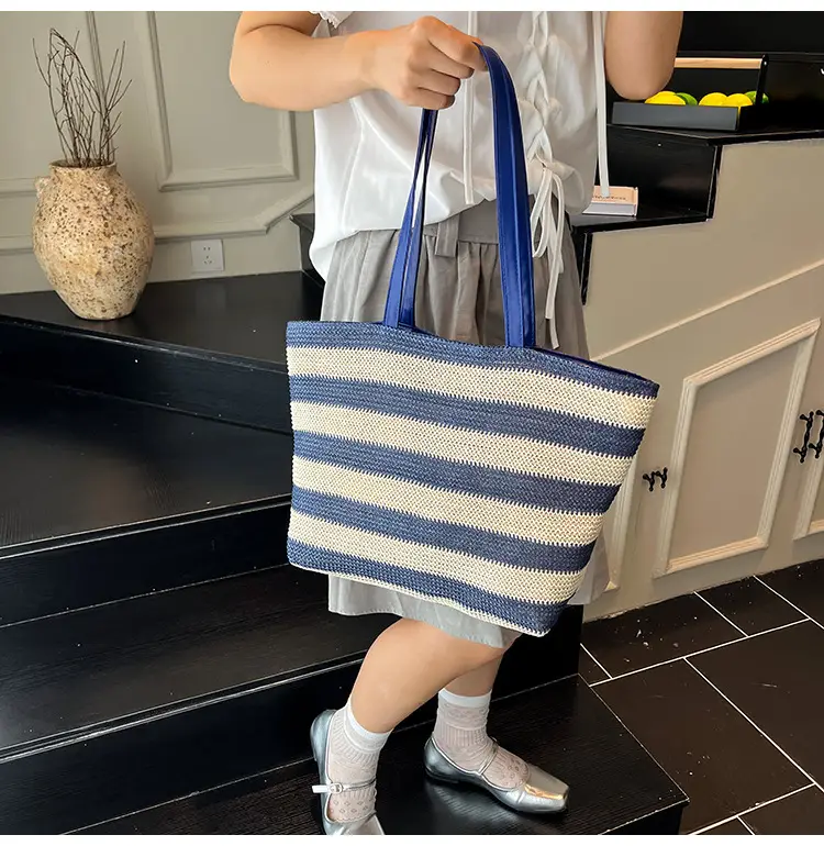 Straw Woven Large Capacity Tote Bag Brown Beige — feature 13