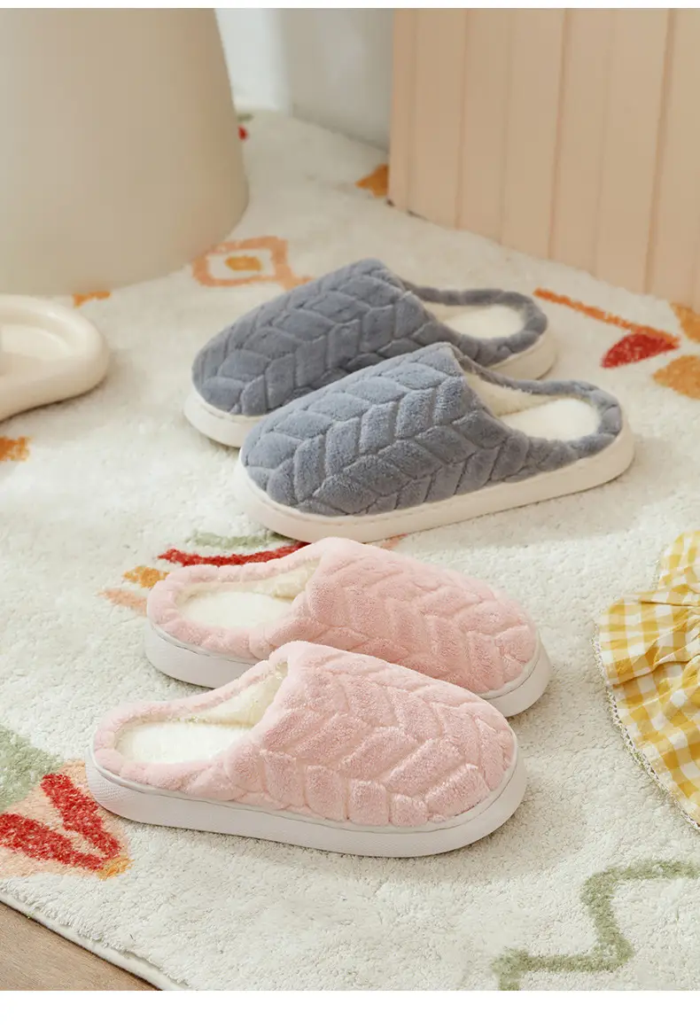 New Maple Leaf Cotton Slippers for Women, Autumn and Winter Indoor Home Non-Slip Couple Style Thick-Soled Plus Fleece Slippers for Men — feature 5