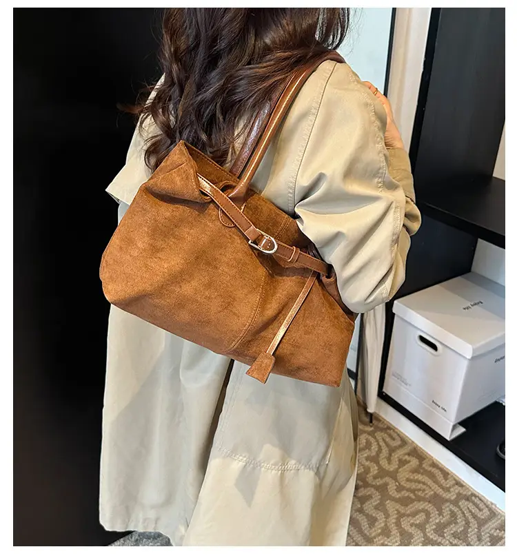 Brown Suede Large Capacity Women's Tote Bag — feature 1