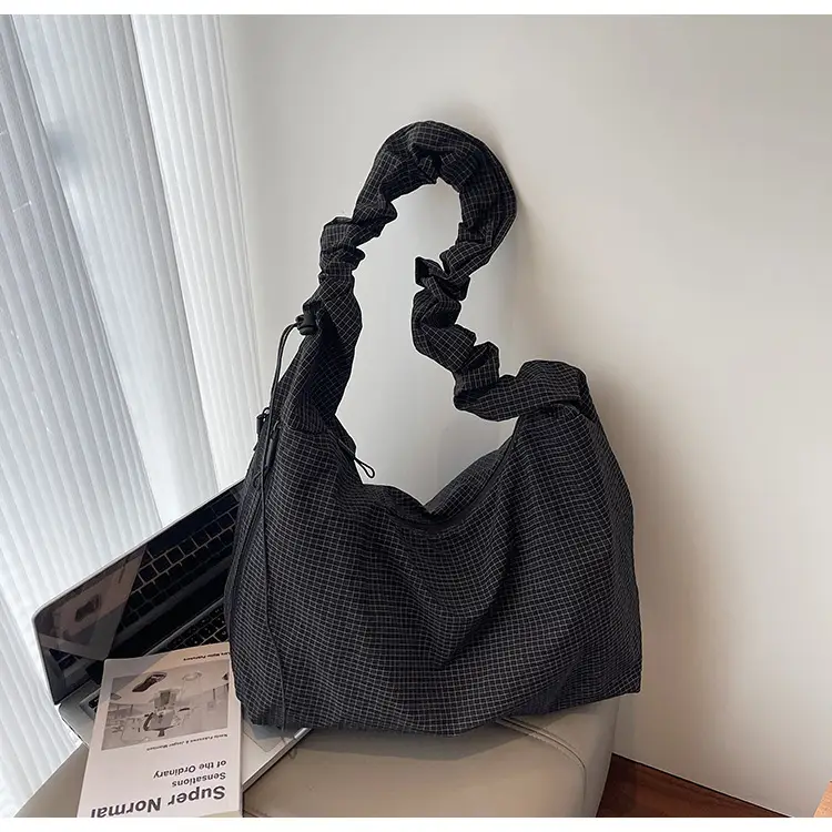 White Plaid Lazy Style Shoulder Bag for Women 2025 — feature 10