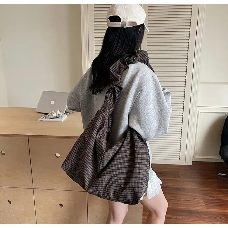 White Plaid Lazy Style Shoulder Bag for Women 2025 — feature 14