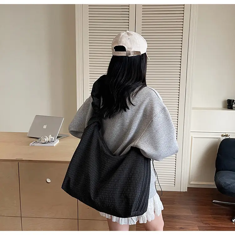 White Plaid Lazy Style Shoulder Bag for Women 2025 — feature 21