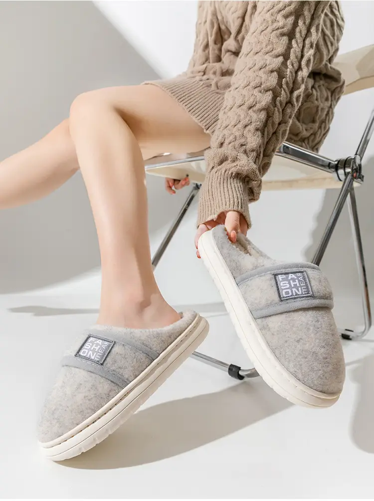 Winter Furry Cotton Slippers for Women Warm Thick Soled — feature 4