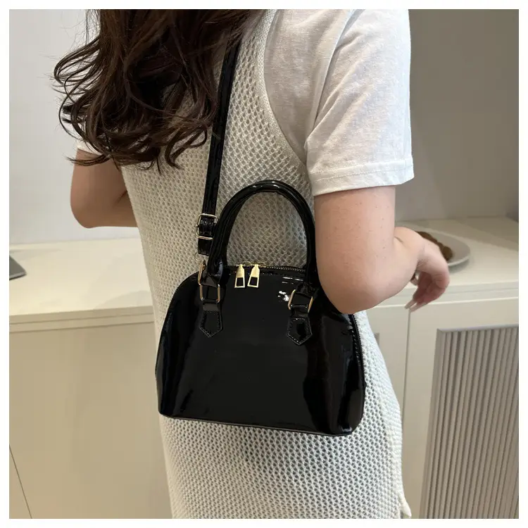 White 2025 Summer Crossbody Bag for Women — feature 10