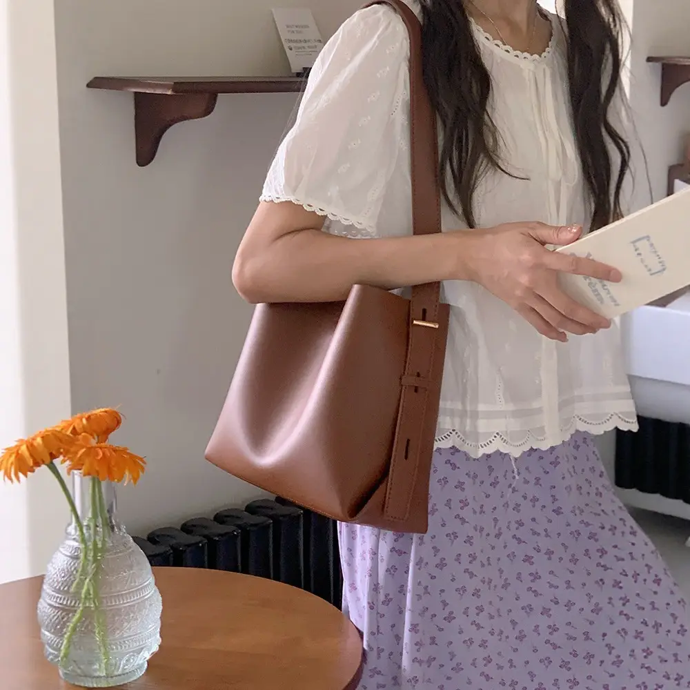Brown Leather Bucket Bag for Women 2026