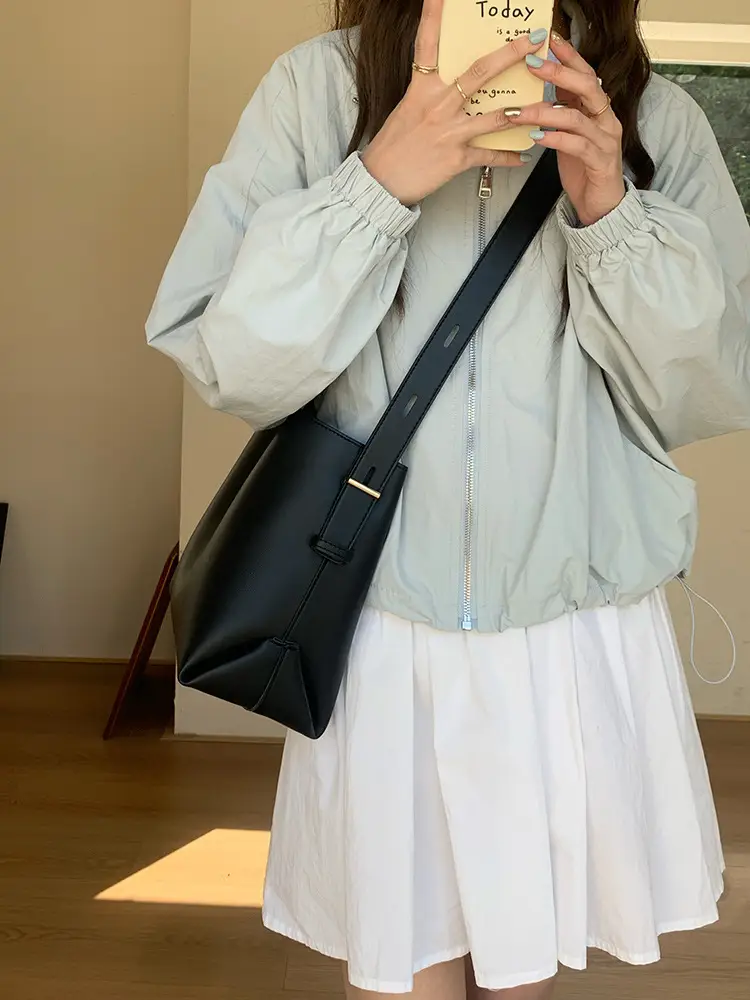 Brown Leather Bucket Bag for Women 2026 — feature 11