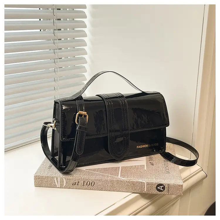 Women's Square Handheld Bag Red Black Leather 2025 — feature 30