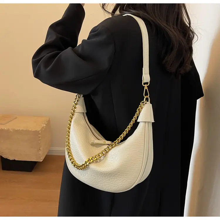 Women Chain Crossbody Bag Beige Large Capacity — feature 15