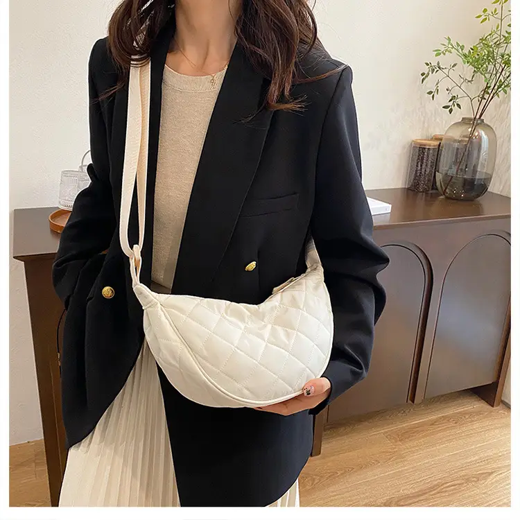 Women Quilted Crossbody Bag Large Capacity Niche Versatile — feature 13
