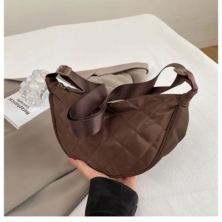 Women Quilted Crossbody Bag Large Capacity Niche Versatile — feature 27