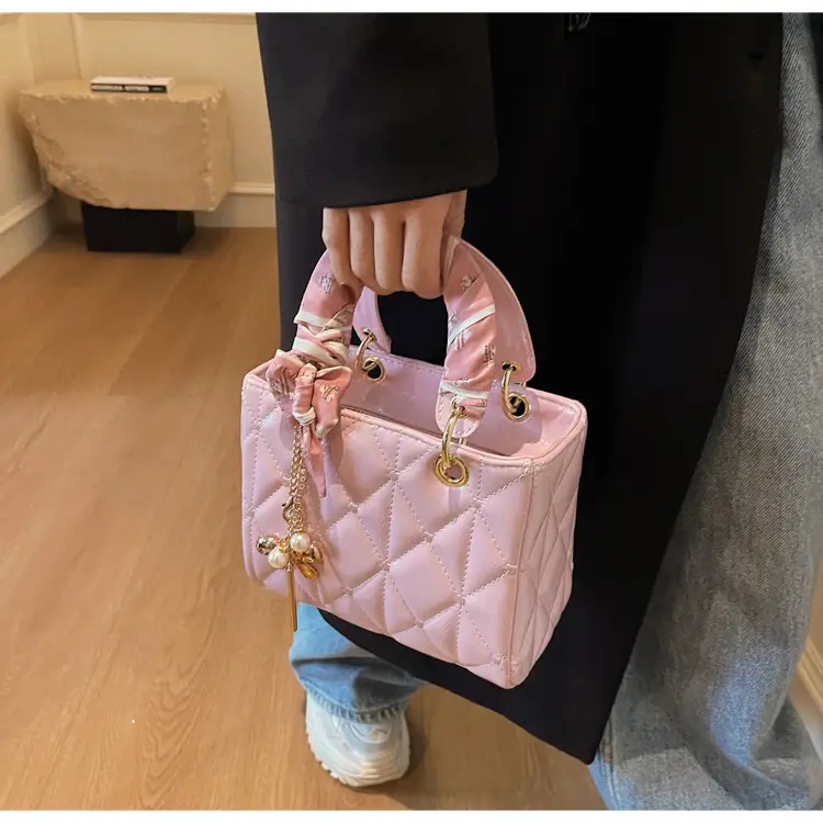 White Quilted Princess Diana Shoulder Bag with Chain — feature 26