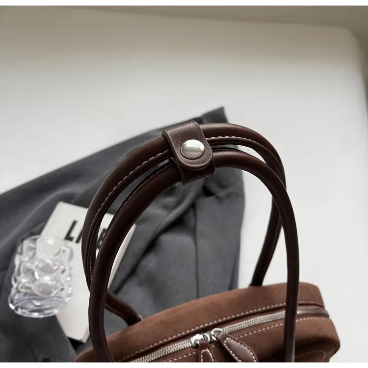 Brown Crossbody Bag for Women Large Capacity 2025 — feature 15