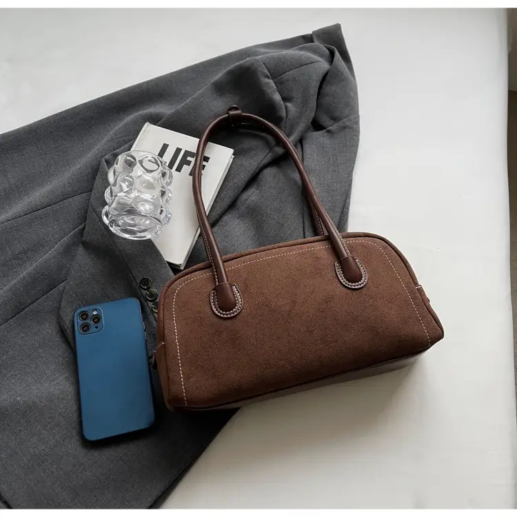 Brown Crossbody Bag for Women Large Capacity 2025 — feature 19