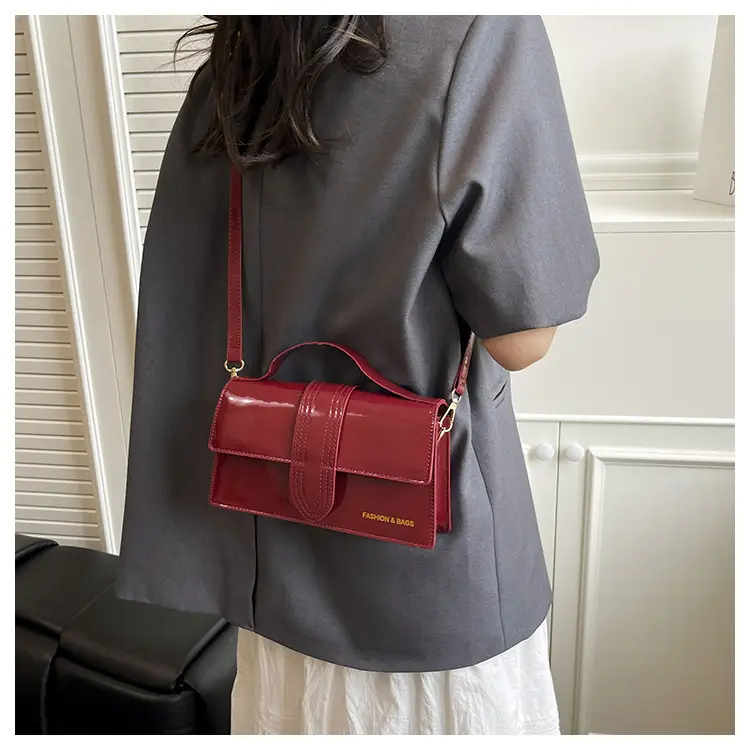 2025 New Jersey Style Crossbody Bag Red Black — feature 15
