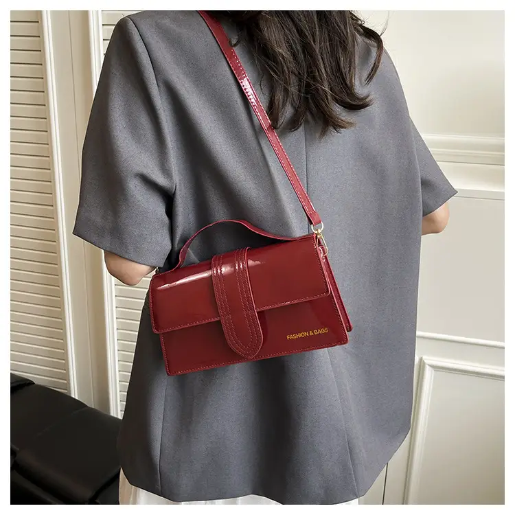 2025 New Jersey Style Crossbody Bag Red Black — feature 16