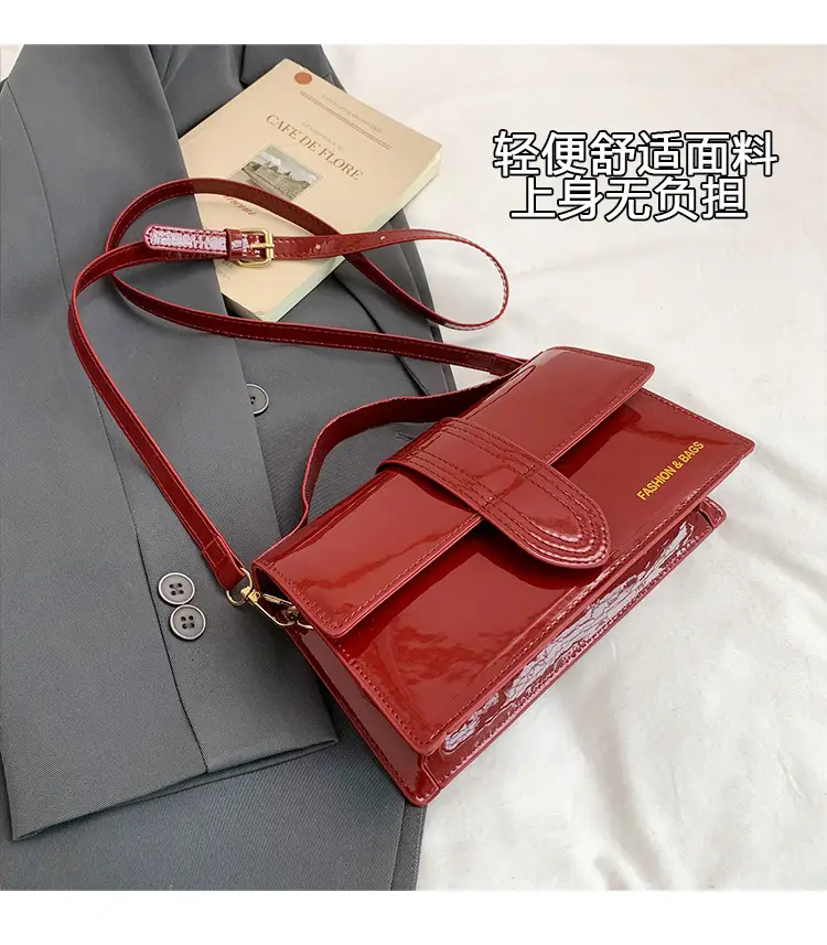 2025 New Jersey Style Crossbody Bag Red Black — feature 4