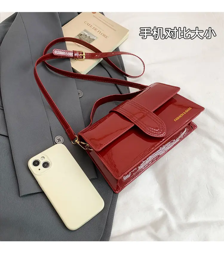 2025 New Jersey Style Crossbody Bag Red Black — feature 5