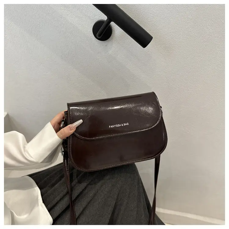 Korean Style Single Shoulder Crossbody Bag Brown Saddle — feature 12