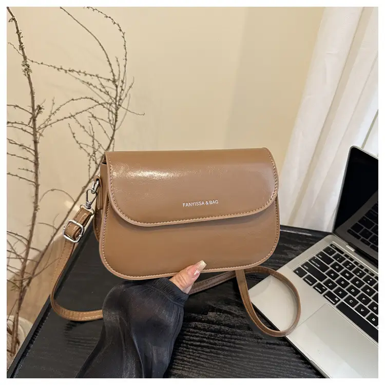 Korean Style Single Shoulder Crossbody Bag Brown Saddle — feature 22