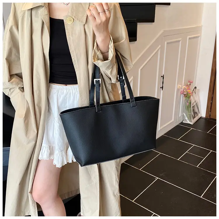 Women's Large Capacity Cream Leather Tote Bag — feature 16