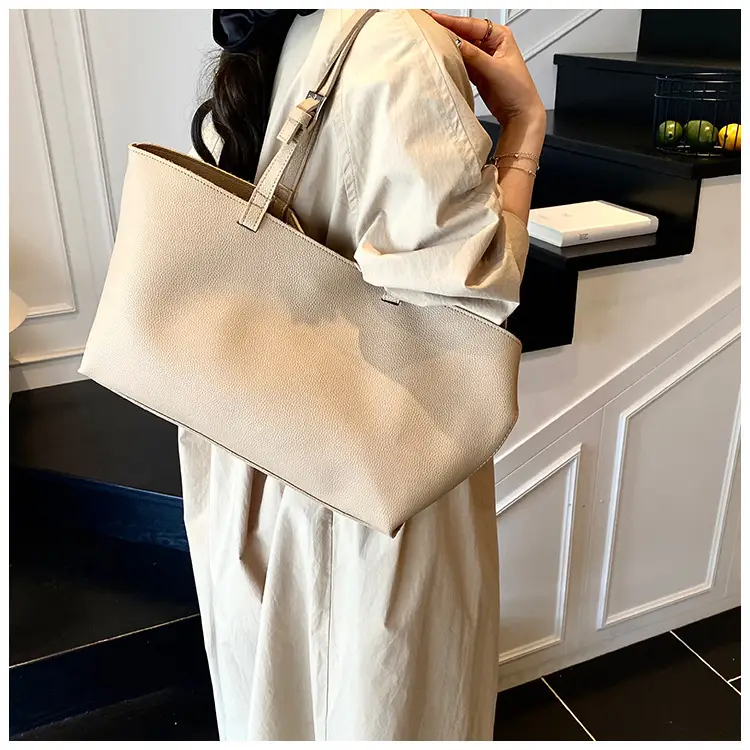 Women's Large Capacity Cream Leather Tote Bag — feature 21