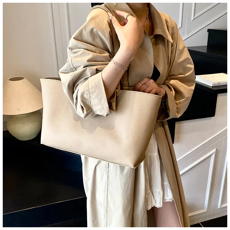 Women's Large Capacity Cream Leather Tote Bag — feature 22