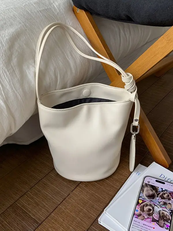 Women's Large Capacity Cross-Border Bag Cream Leather - Image 6