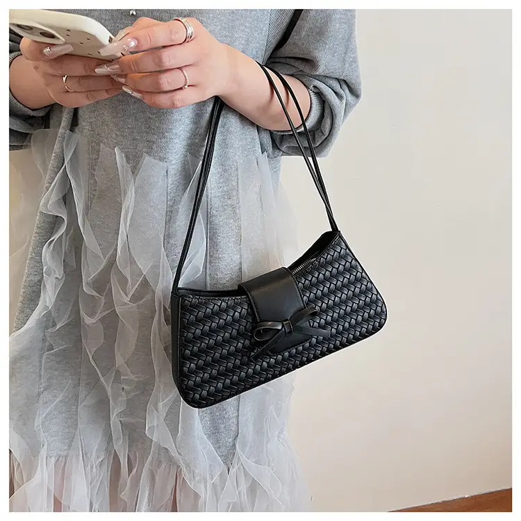 Women Crossbody Bag Cream Woven 2025 Summer — feature 11