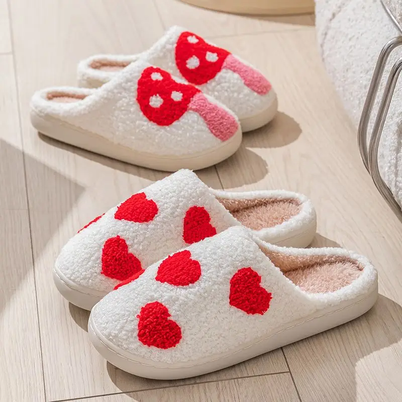 Cross-Border Popular Strawberry Cartoon Cotton Slippers for Couples, Non-Slip Thick-Soled Cute Indoor Warm Plush Slippers - Image 8
