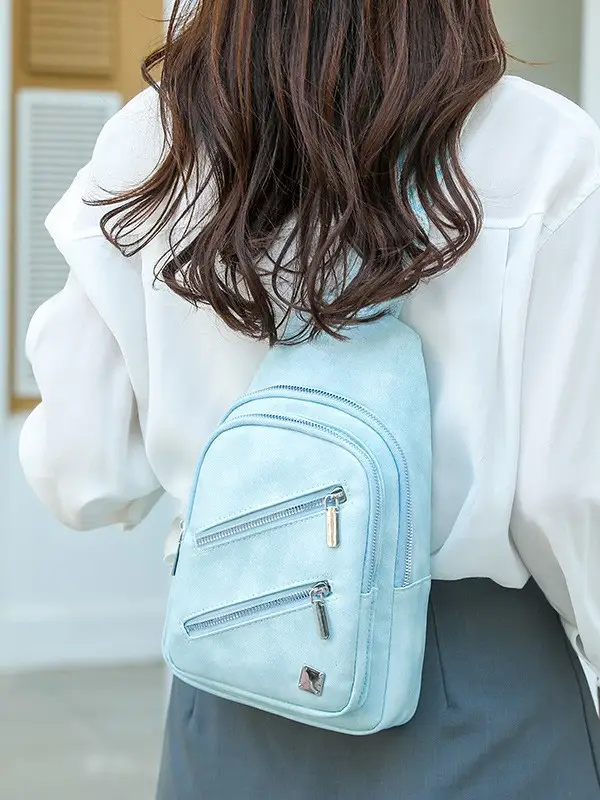 Light Blue Women's Chest Bag with Zigzag Strap - Image 7