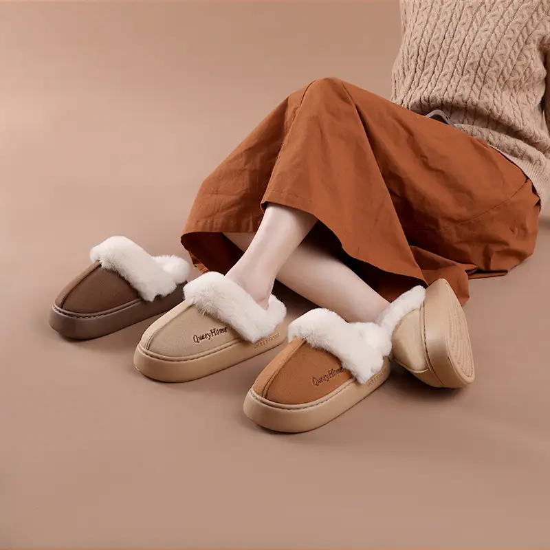 Thick-Soled Fashionable Home Cotton Slippers with High Heels, Plush Winter Women's Slippers, Fleece-Lined and Thickened for Warmth, Casual and Suitable for Outdoor Wear