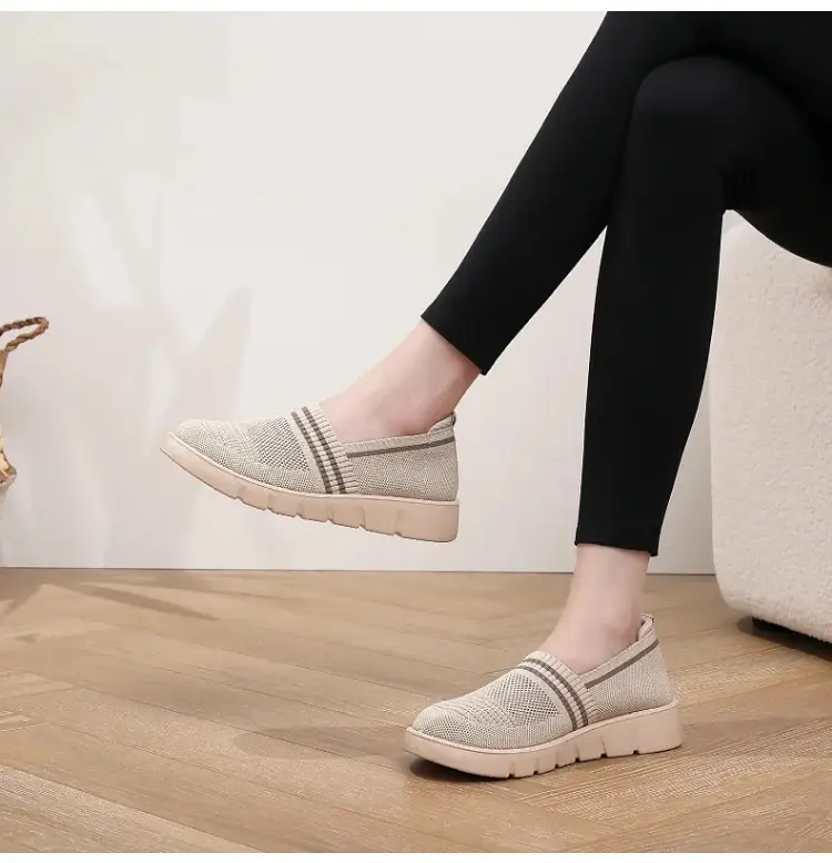 Women's 2025 Soft-Soled Casual Flat Shoes — feature 18