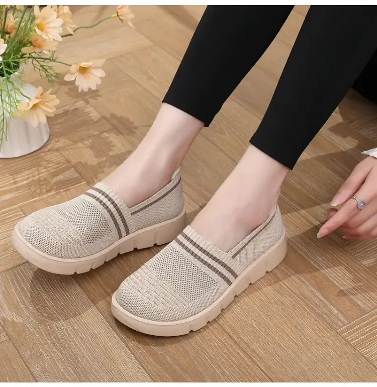 Women's 2025 Soft-Soled Casual Flat Shoes — feature 21