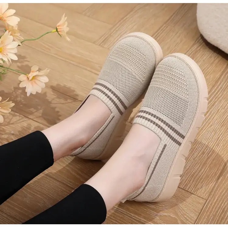 Women's 2025 Soft-Soled Casual Flat Shoes — feature 27