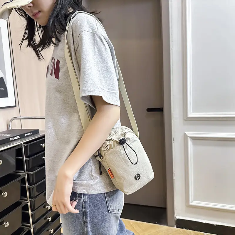 Light Gray Crossbody Bag for Women with Adjustable Strap - Image 4