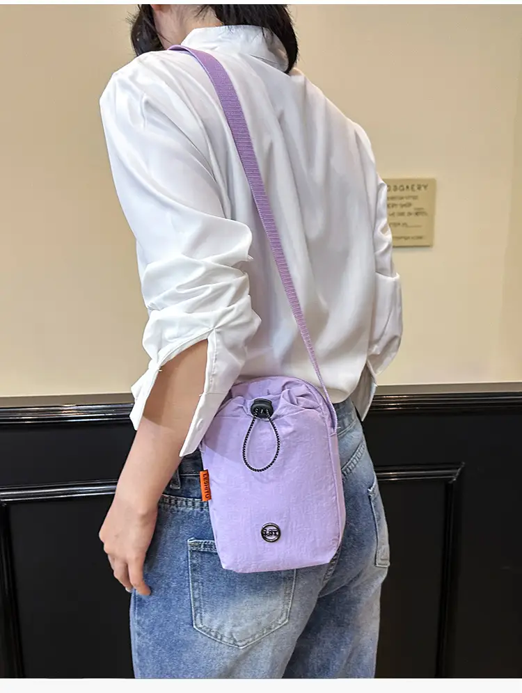 Light Gray Crossbody Bag for Women with Adjustable Strap — feature 19