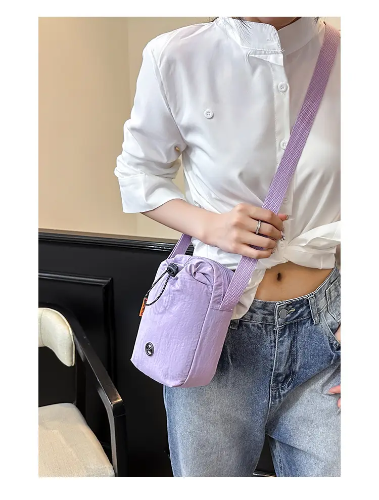 Light Gray Crossbody Bag for Women with Adjustable Strap — feature 22