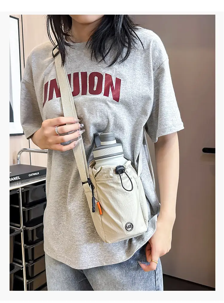 Light Gray Crossbody Bag for Women with Adjustable Strap — feature 28
