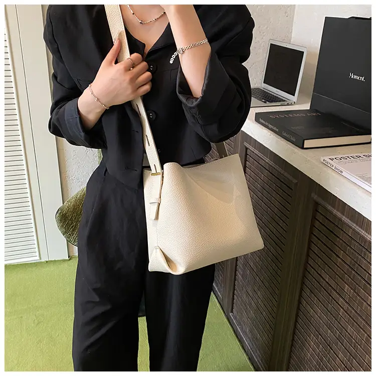 Korean Style Cream Bucket Bag 2025 New Arrival — feature 13