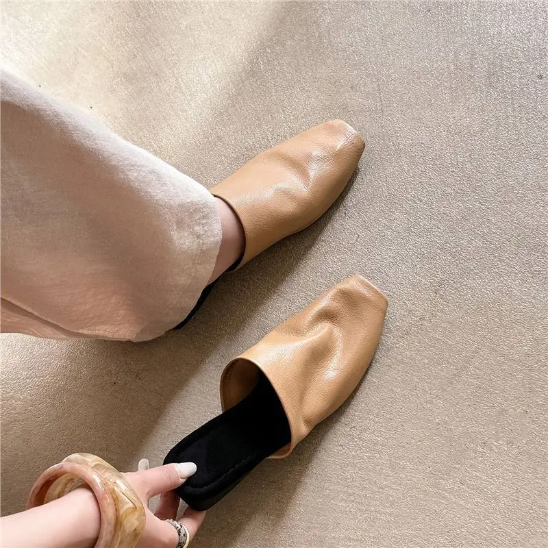 Women Soft Leather Niche Slip-On Toe Cap Mules Black