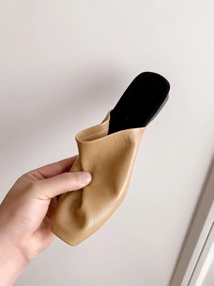 Women Soft Leather Niche Slip-On Toe Cap Mules Black — feature 11
