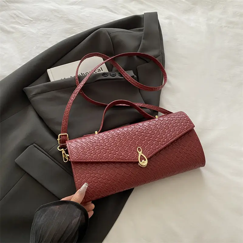 White Embroidered One-Shoulder Women's Clutch Bag - Image 3