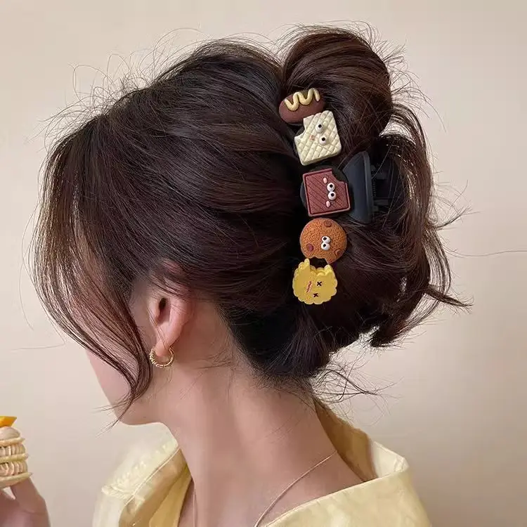 Heart Design Hair Clip for Women Extra Large Volume — feature 3