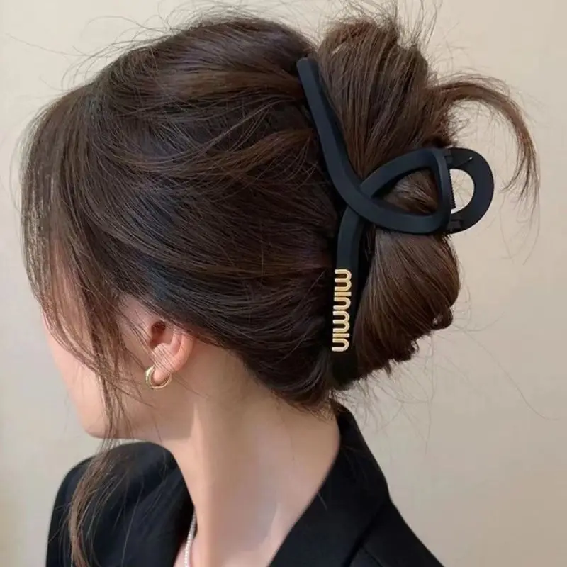 Heart Design Hair Clip for Women Extra Large Volume - Image 27