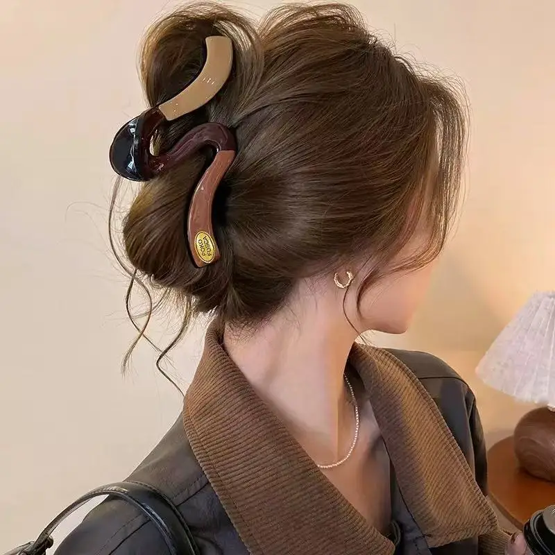 Heart Design Hair Clip for Women Extra Large Volume - Image 3