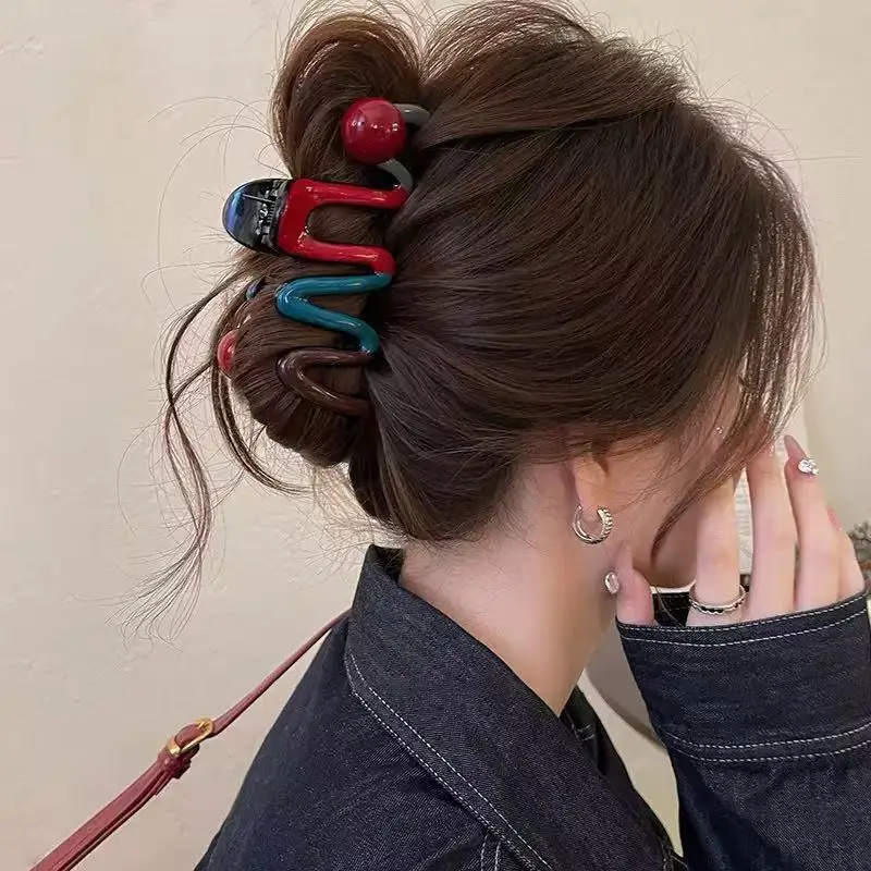 Heart Design Hair Clip for Women Extra Large Volume - Image 4